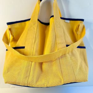 Navy Amarillo